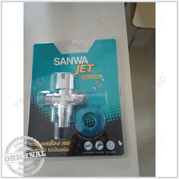 Van hai đường nước Sanwa CSV15-2W giúp chia nước cho các hệ thống cấp nước nhà vệ sinh và toilet.